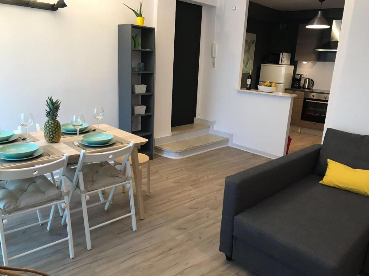 Cactus 2 Bedroom Apartment On Calle San Miguel Minutes From The Beach By Namaste Elite Torremolinos Ngoại thất bức ảnh